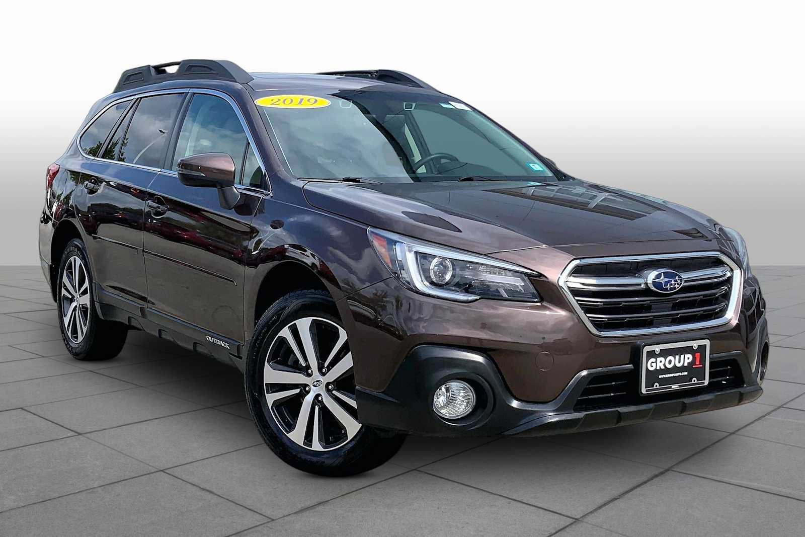 Used 2019 Subaru Outback 2.5i Limited AWD/4WD image 3