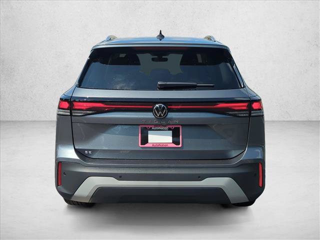 New 2026 Volkswagen Tiguan SE FWD image 6