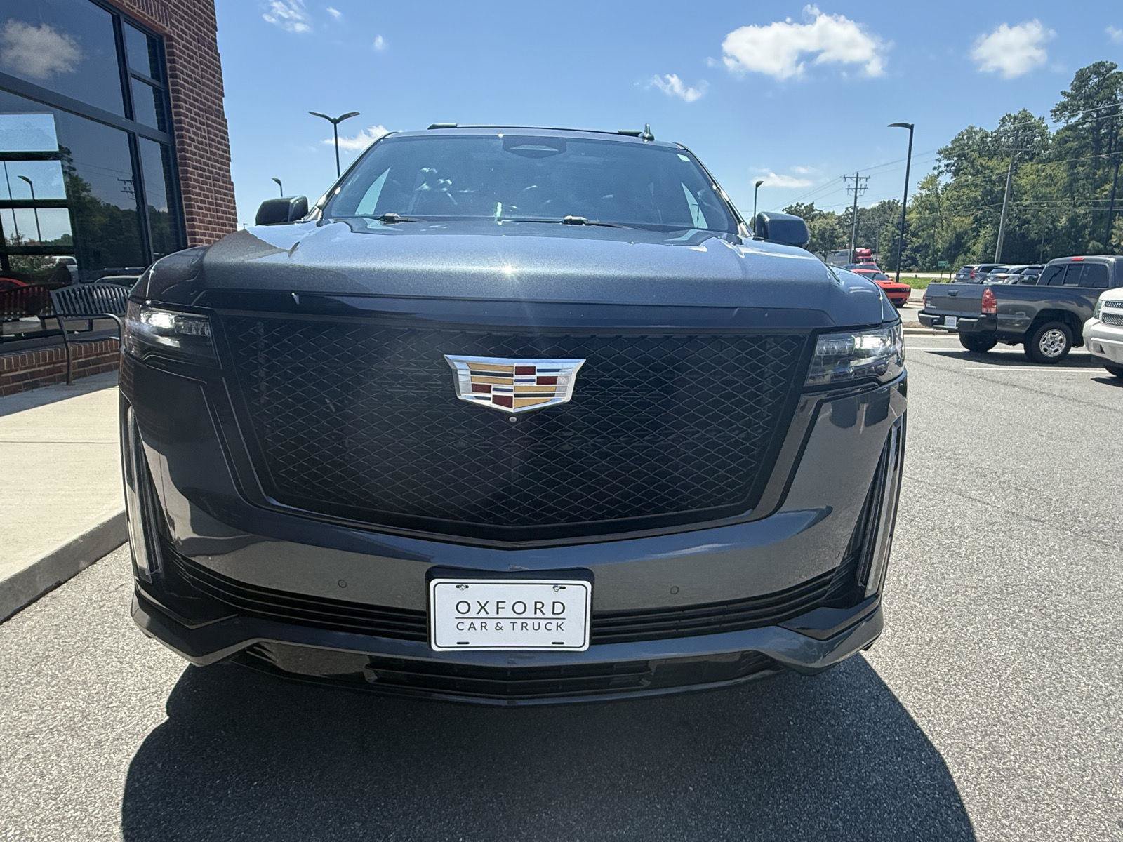 Used 2021 Cadillac Escalade ESV Sport w/ Driver Assist Tech Package AWD/4WD image 39
