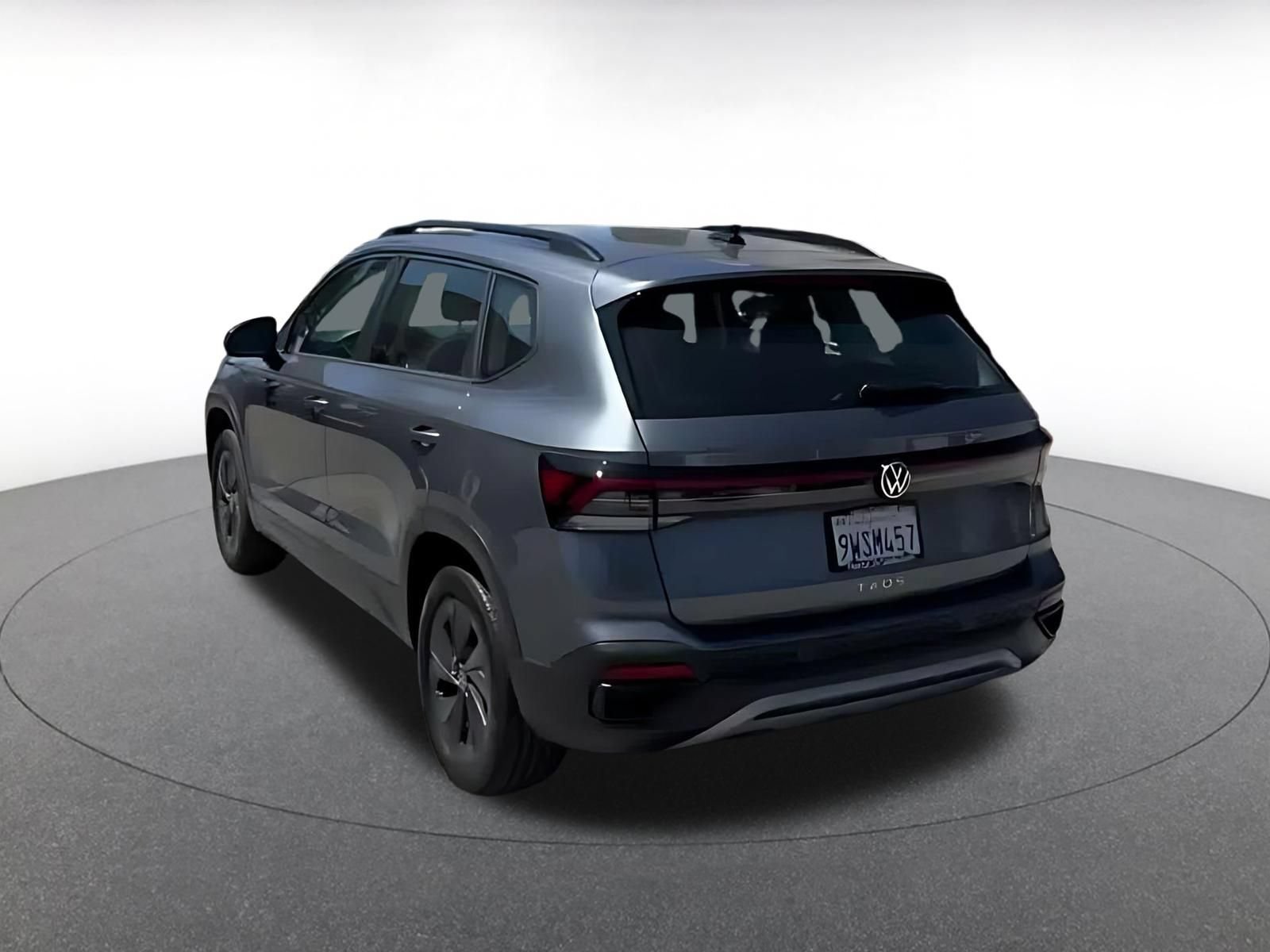 Used 2026 Volkswagen Taos S FWD image 10