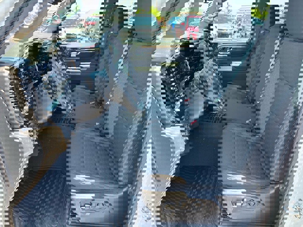 New 2025 Chevrolet Silverado 1500 LT image 4