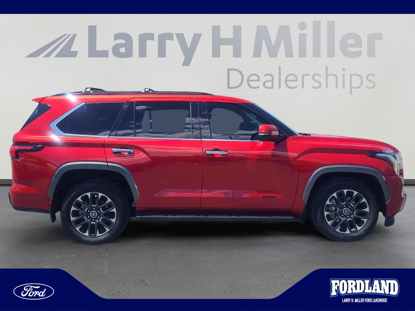 Used 2023 Toyota Sequoia Limited AWD/4WD image 6