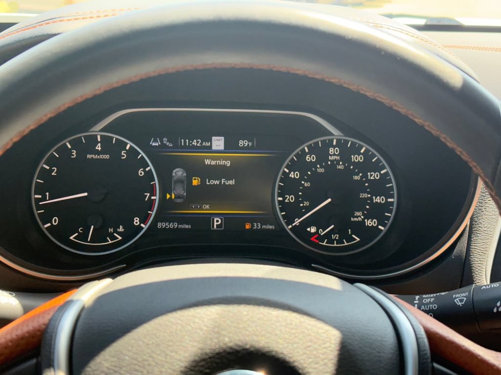 Used 2019 Nissan Maxima Platinum w/ Reserve Package FWD image 14
