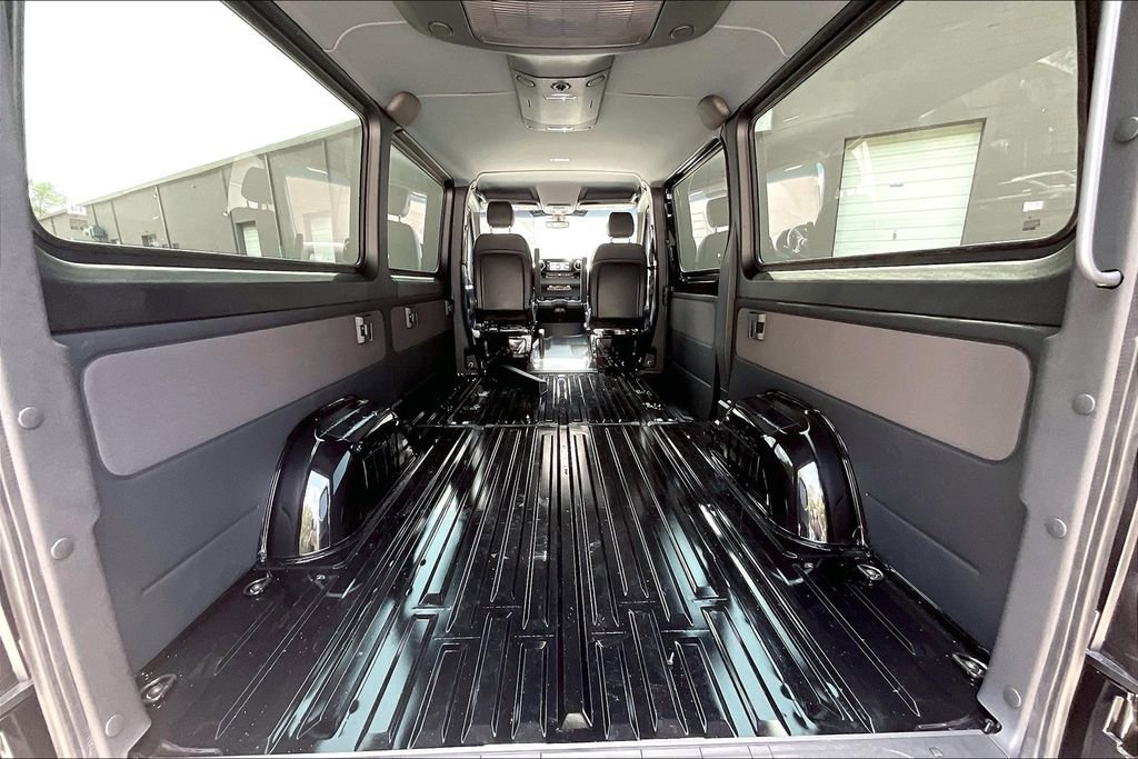 New 2025 Mercedes-Benz Sprinter 144 Cargo image 9