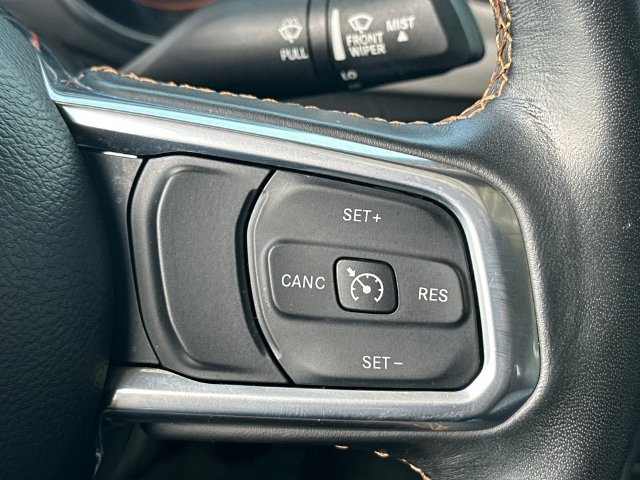 Used 2023 Jeep Gladiator Overland AWD/4WD image 21