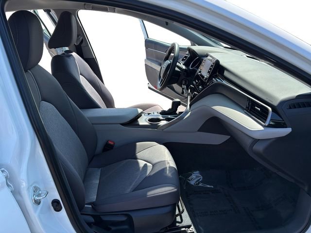 Used 2023 Toyota Camry LE image 11
