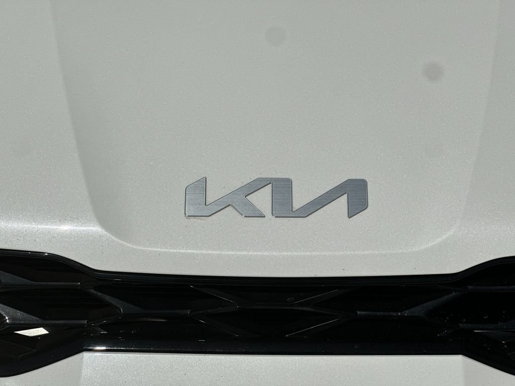 Used 2025 Kia K5 GT-Line AWD/4WD image 35