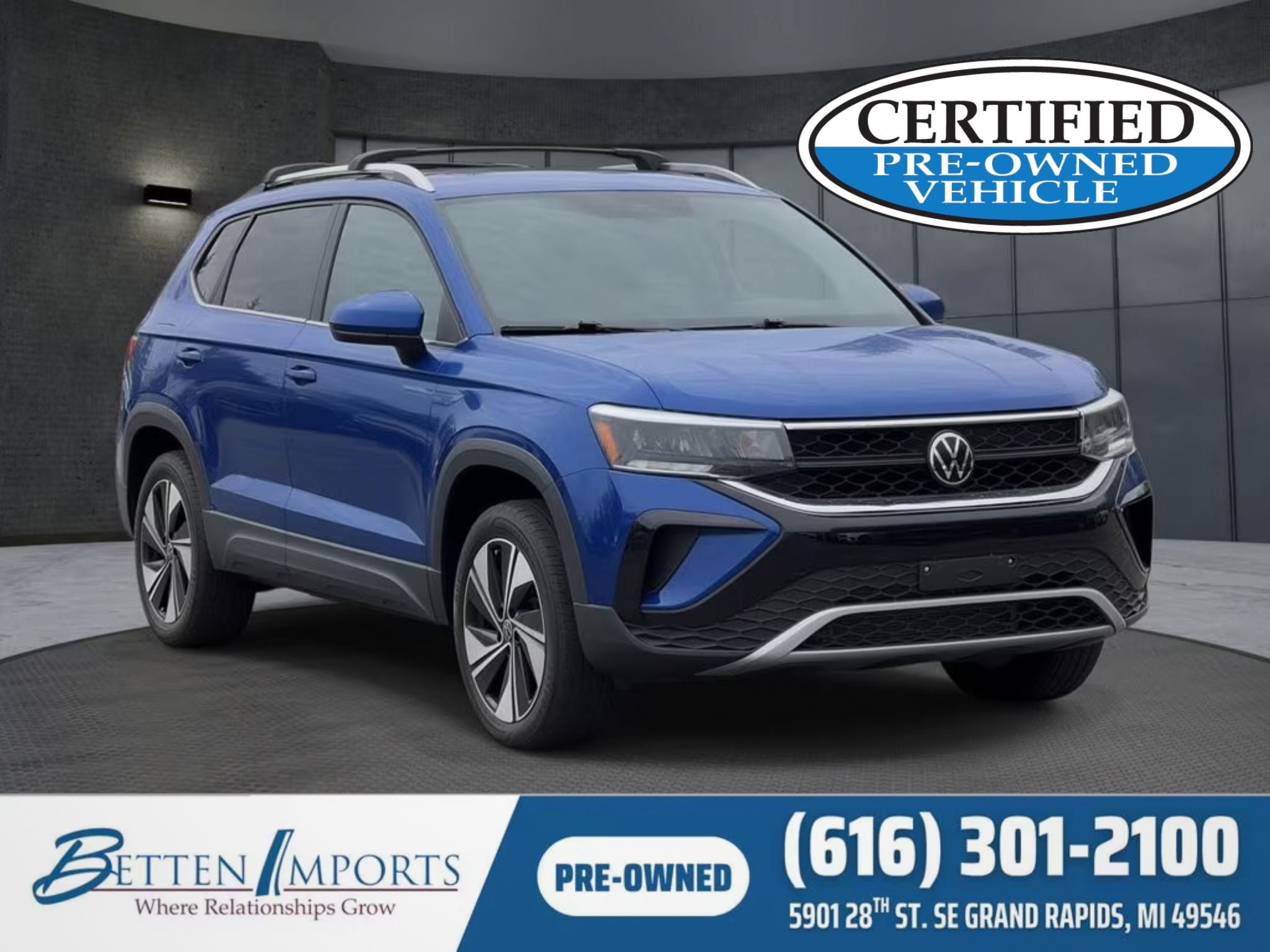 Used 2023 Volkswagen Taos SE w/ Panoramic Sunroof Package