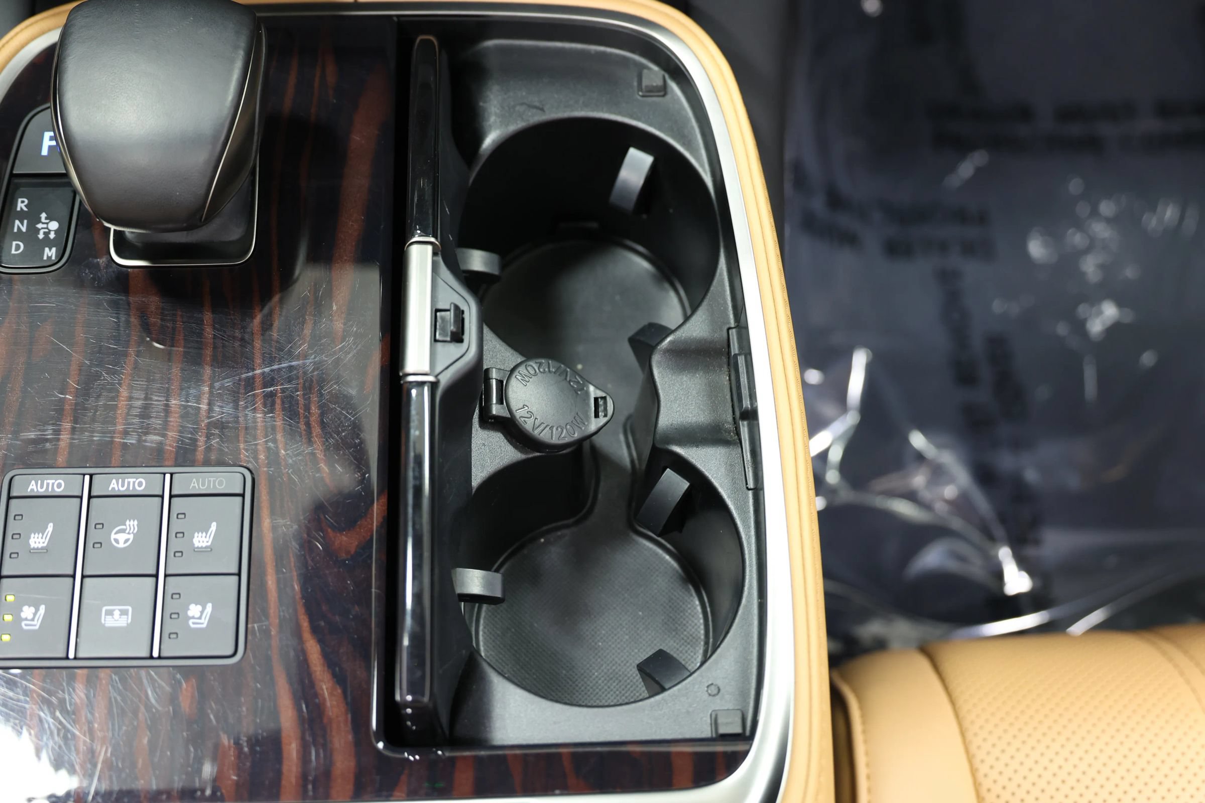 Used 2024 Lexus LS 500 w/ Interior Upgrade Package RWD image 46