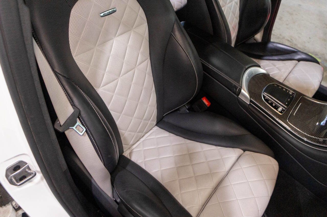Used 2021 Mercedes-Benz GLC 63 AMG S image 35