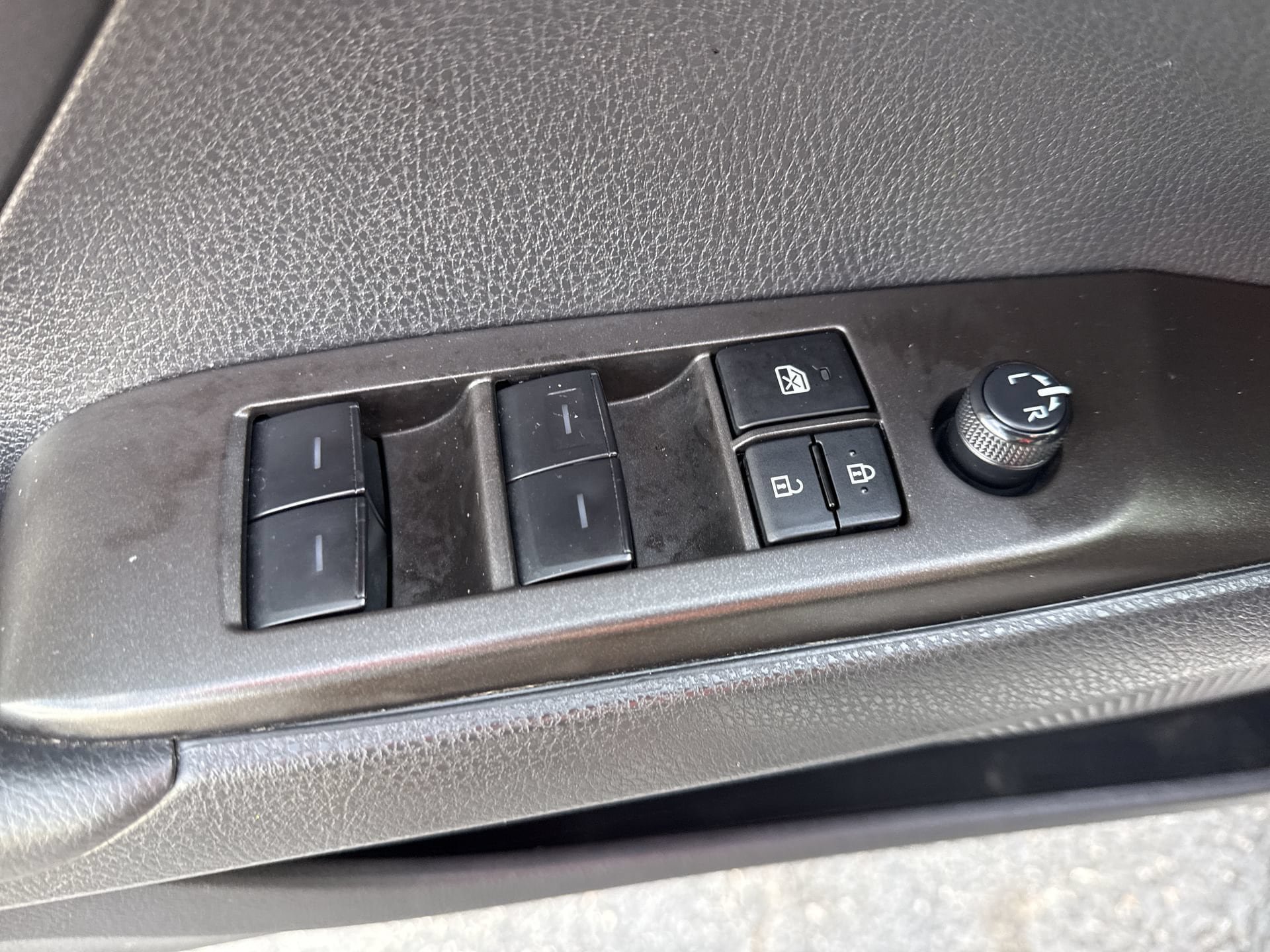 Certified 2024 Toyota Camry SE FWD image 15
