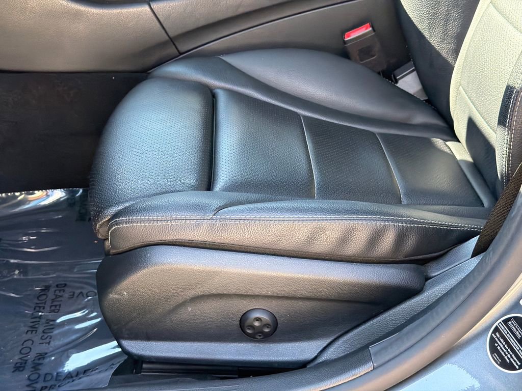 Used 2018 Mercedes-Benz C 300 4MATIC Sedan image 12