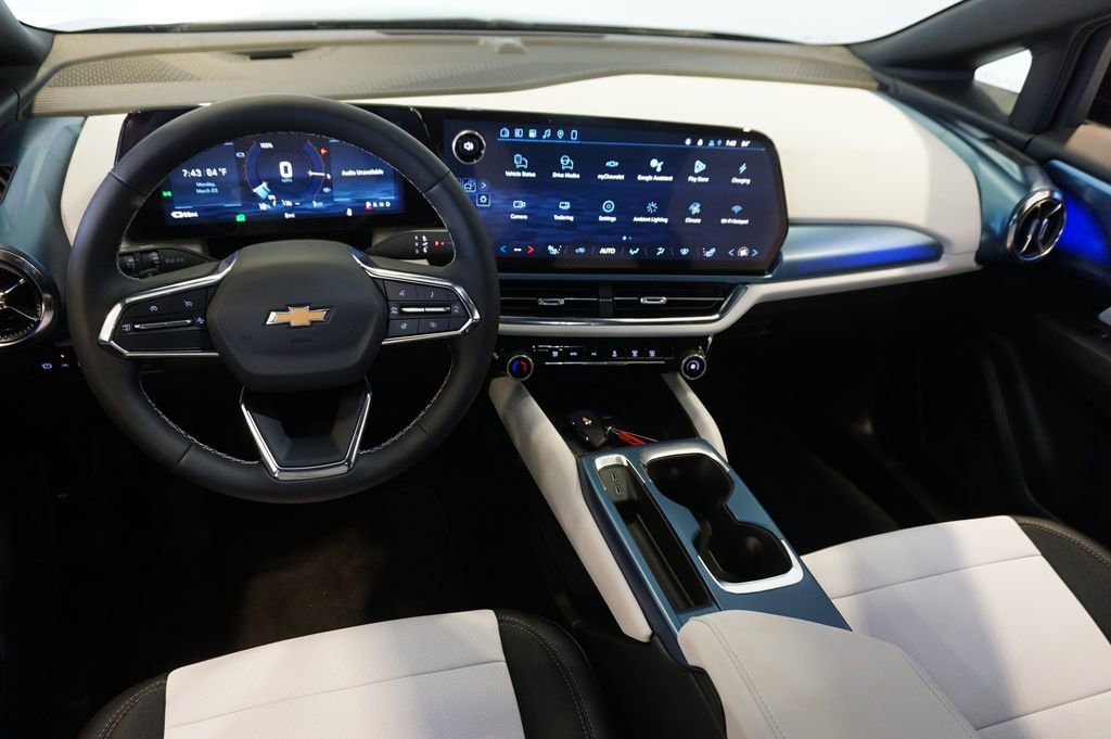 New 2026 Chevrolet Equinox EV LT image 12