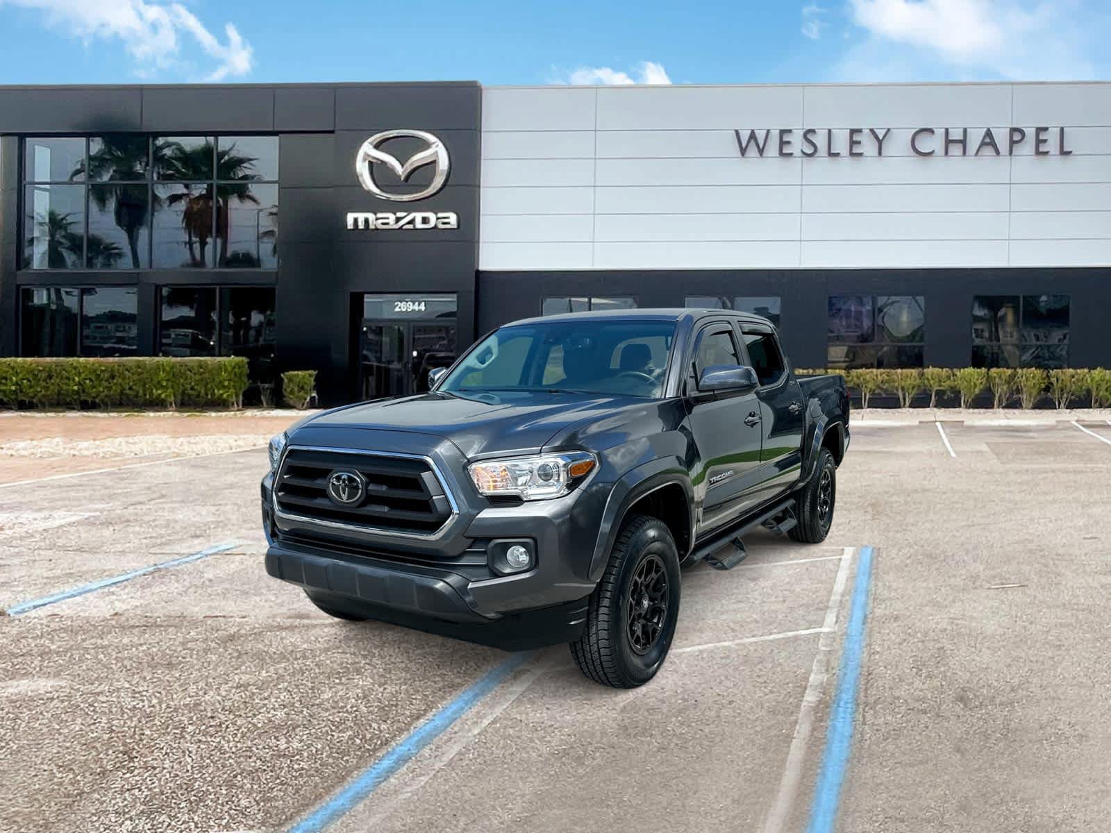 Used 2021 Toyota Tacoma SR5 RWD image 1