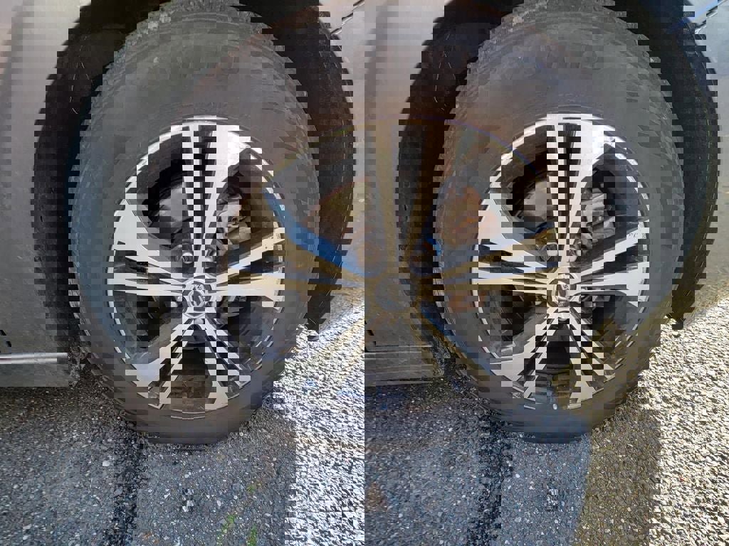 Used 2023 Nissan Sentra SV image 6