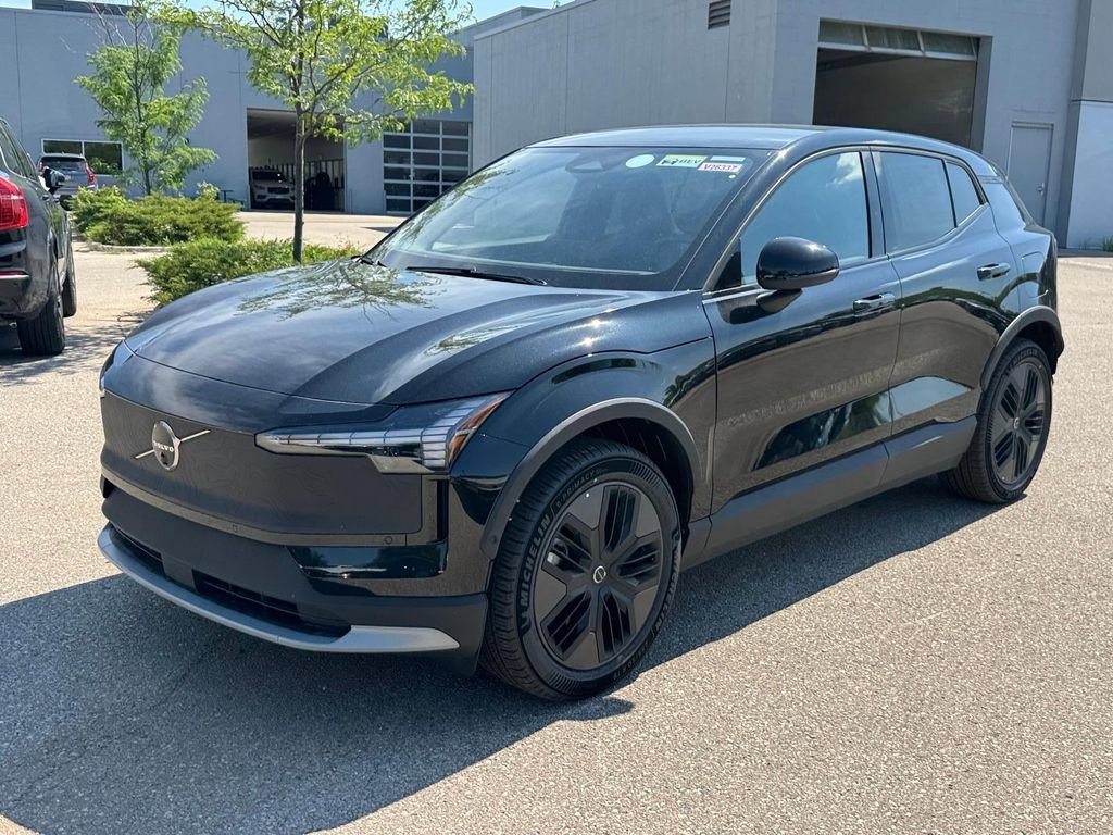 New 2026 Volvo EX30 Cross Country Ultra w/ Protection Package Premier