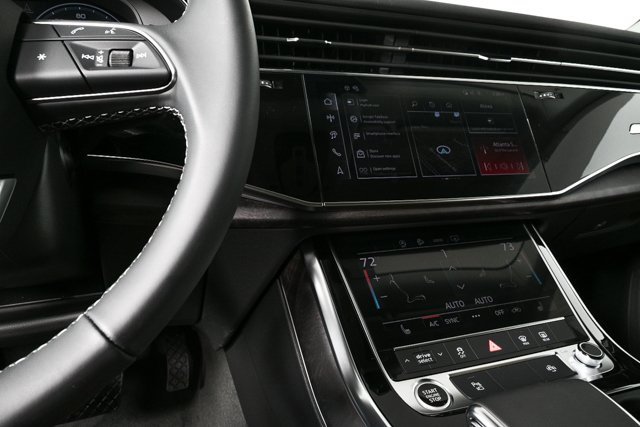 New 2025 Audi Q8 Premium image 12