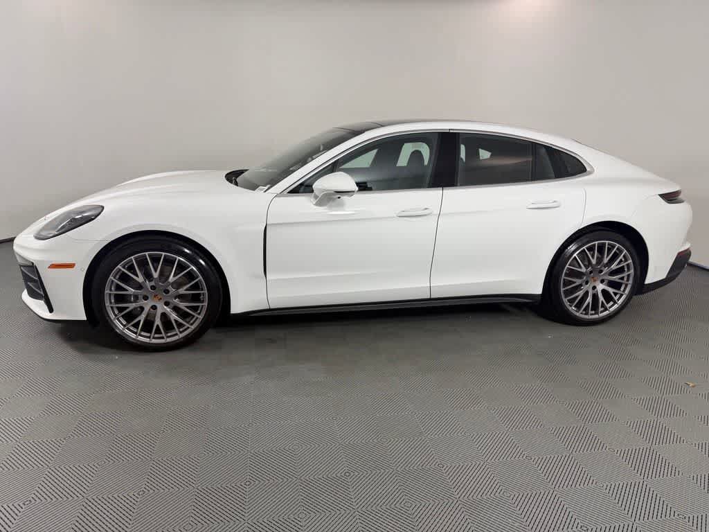 New 2026 Porsche Panamera RWD image 2
