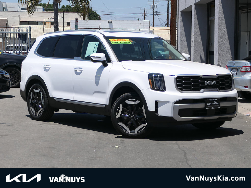 Used 2023 Kia Telluride S w/ S Sunroof Package AWD/4WD image 1