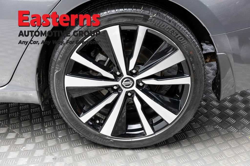 Used 2022 Nissan Altima 2.5 SR FWD image 8
