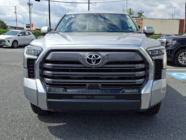 Used 2024 Toyota Tundra Limited AWD/4WD image 2