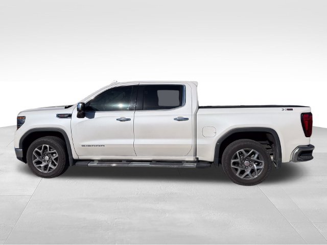 Used 2023 GMC Sierra 1500 SLT w/ SLT Premium Plus Package AWD/4WD image 8
