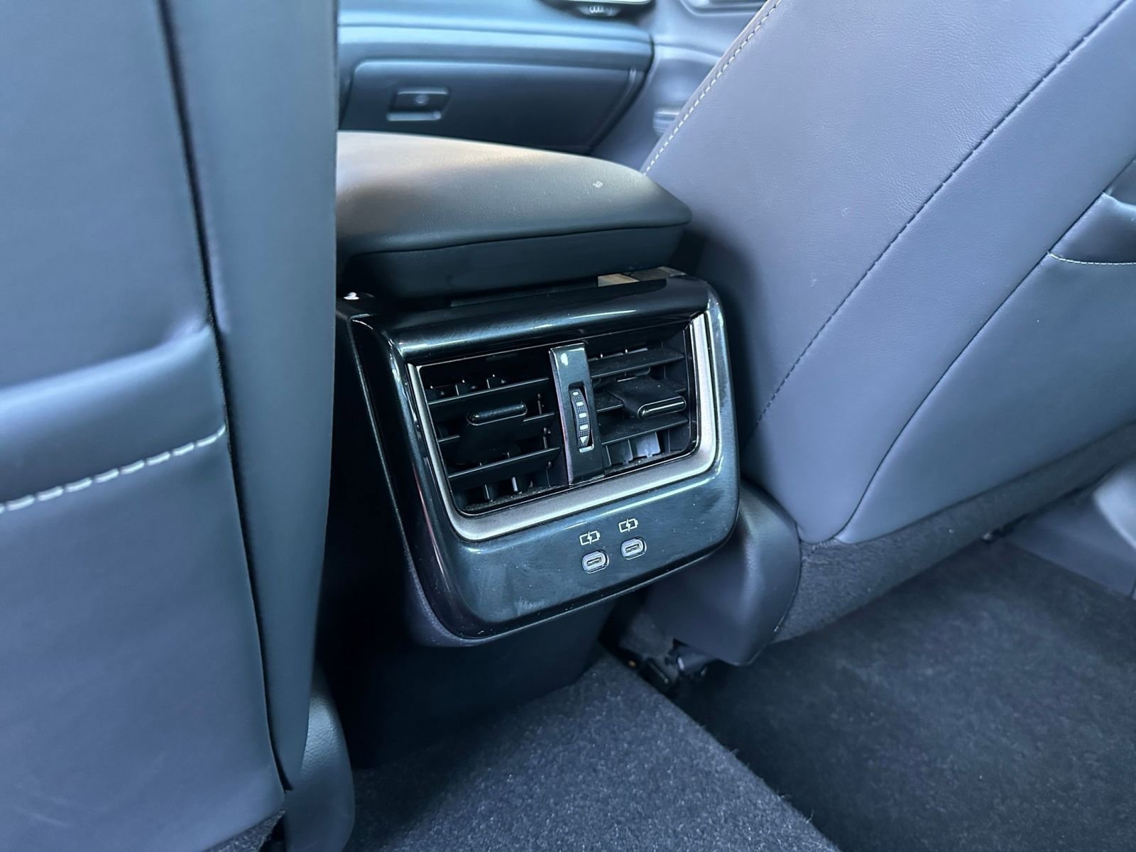 Used 2025 Toyota Crown XLE image 23