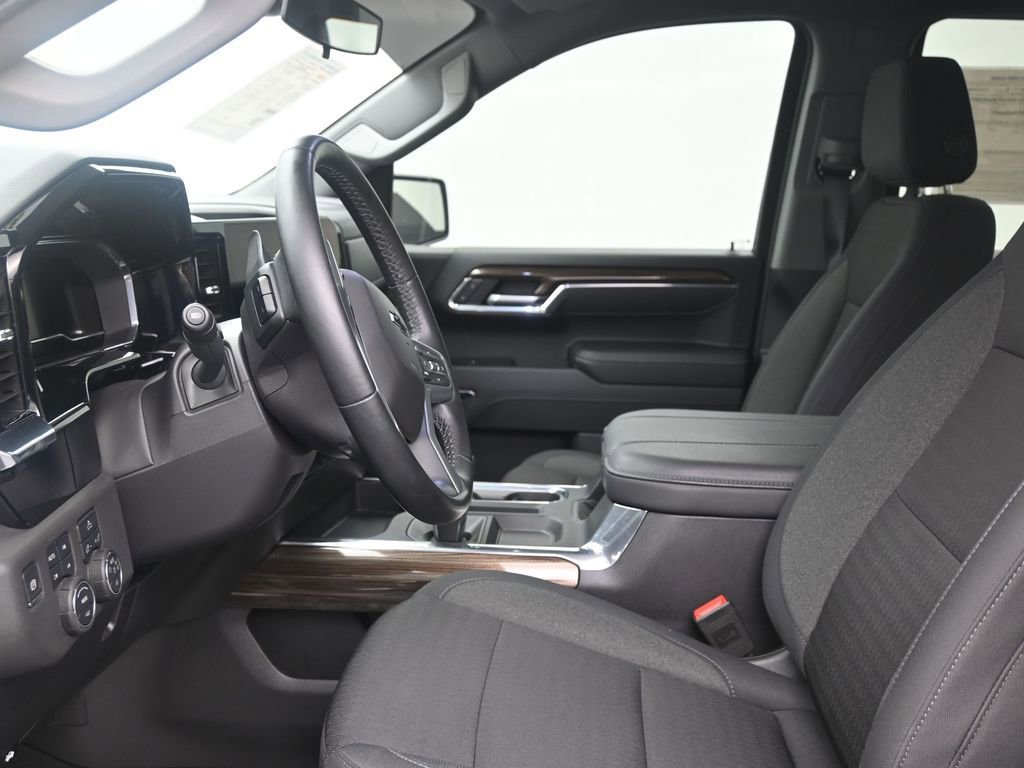 Used 2024 Chevrolet Silverado 1500 LT Trail Boss image 11