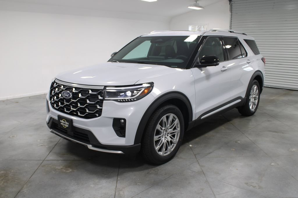 New 2026 Ford Explorer Platinum image 3