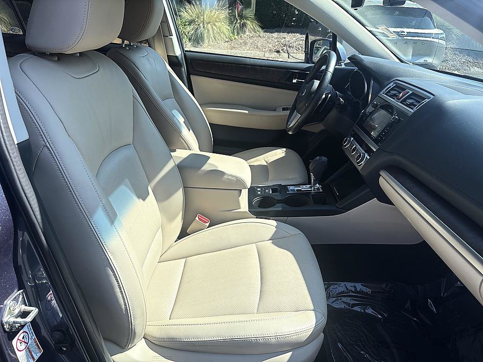 Used 2017 Subaru Outback 3.6R Limited AWD/4WD image 23