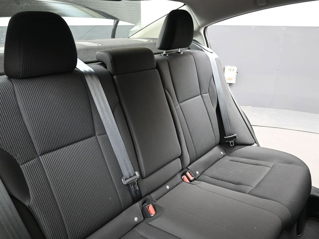 Certified 2025 Subaru Legacy Premium image 16