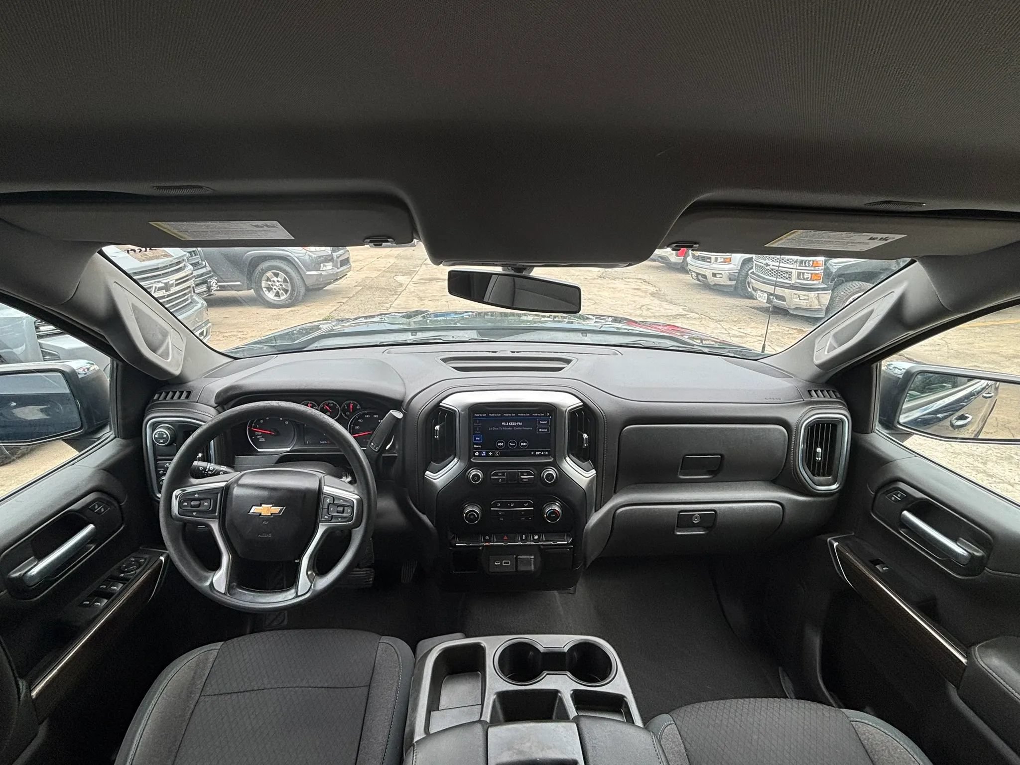 Used 2019 Chevrolet Silverado 1500 LT w/ Trailering Package RWD image 9