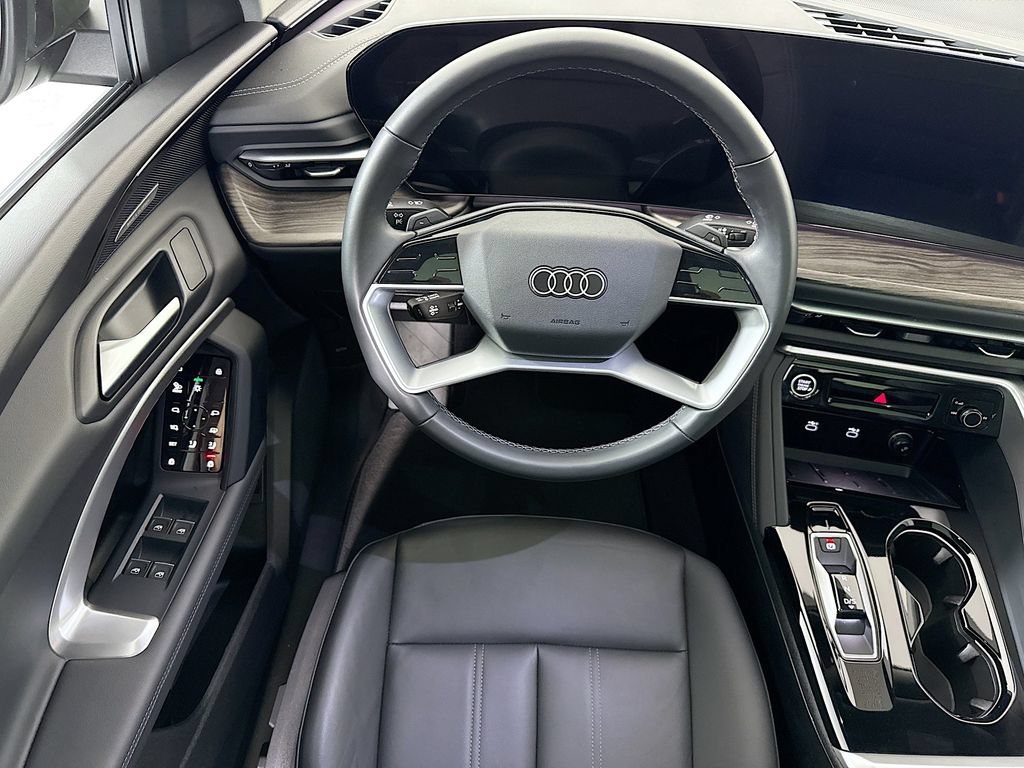 Certified 2025 Audi Q5 Premium Plus w/ Premium Plus AWD/4WD image 10