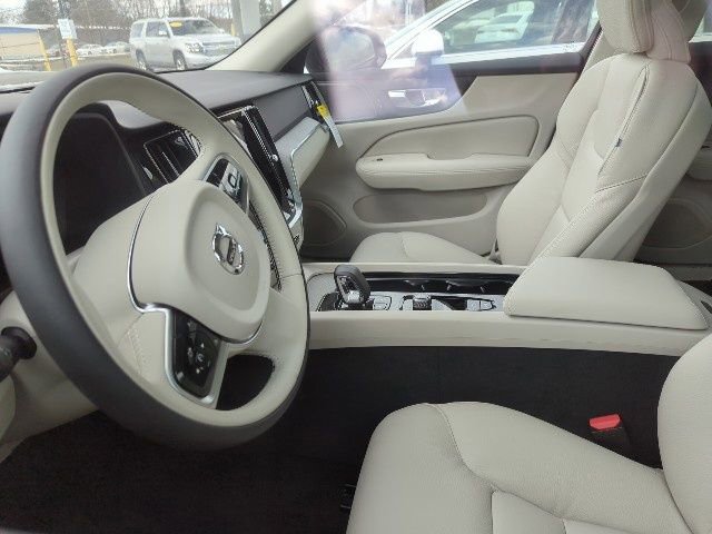 New 2025 Volvo V60 B5 Cross Country Plus w/ Protection Package Premier image 14