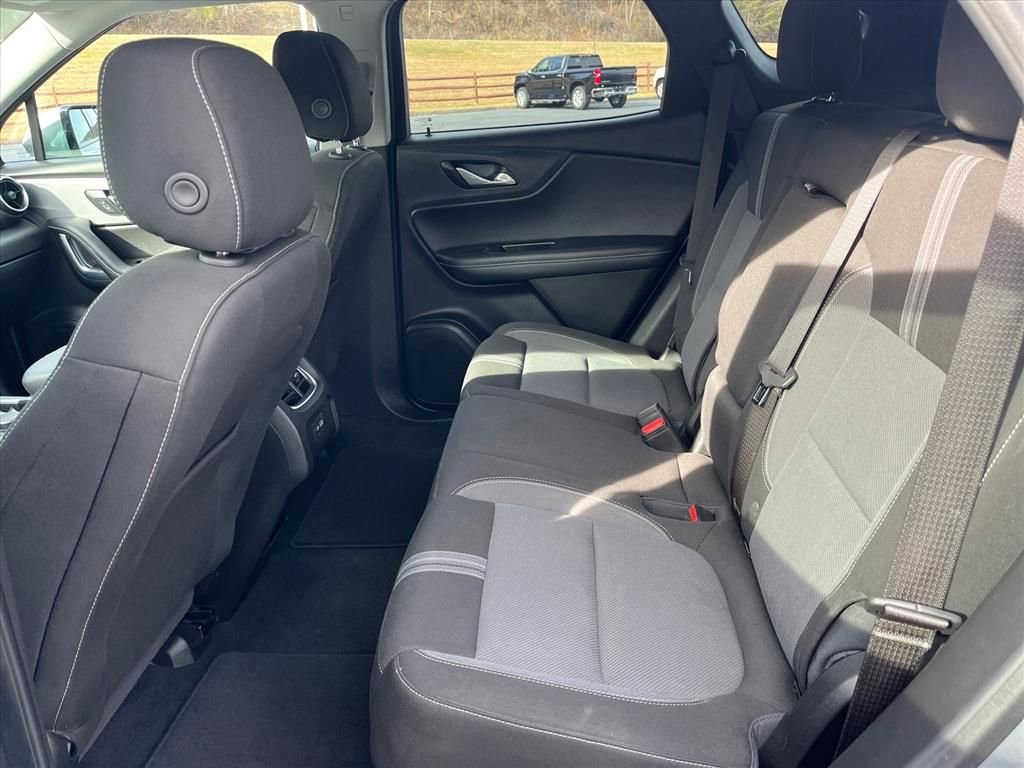 Used 2023 Chevrolet Blazer LT image 28