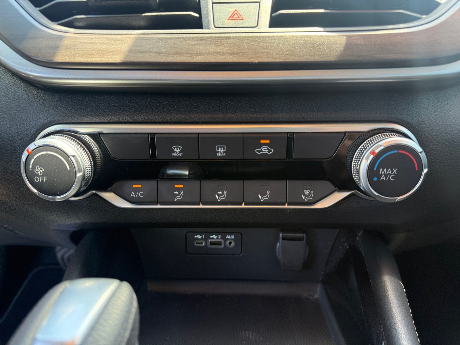 Used 2023 Nissan Altima 2.5 SV AWD/4WD image 12