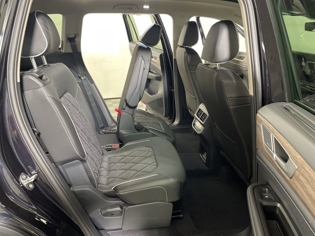 New 2026 Volkswagen Atlas SEL Premium R-Line image 23