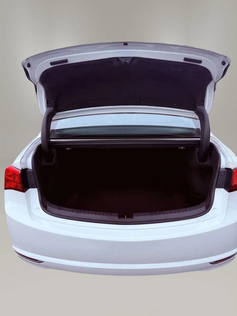 Used 2018 Acura TLX FWD image 33