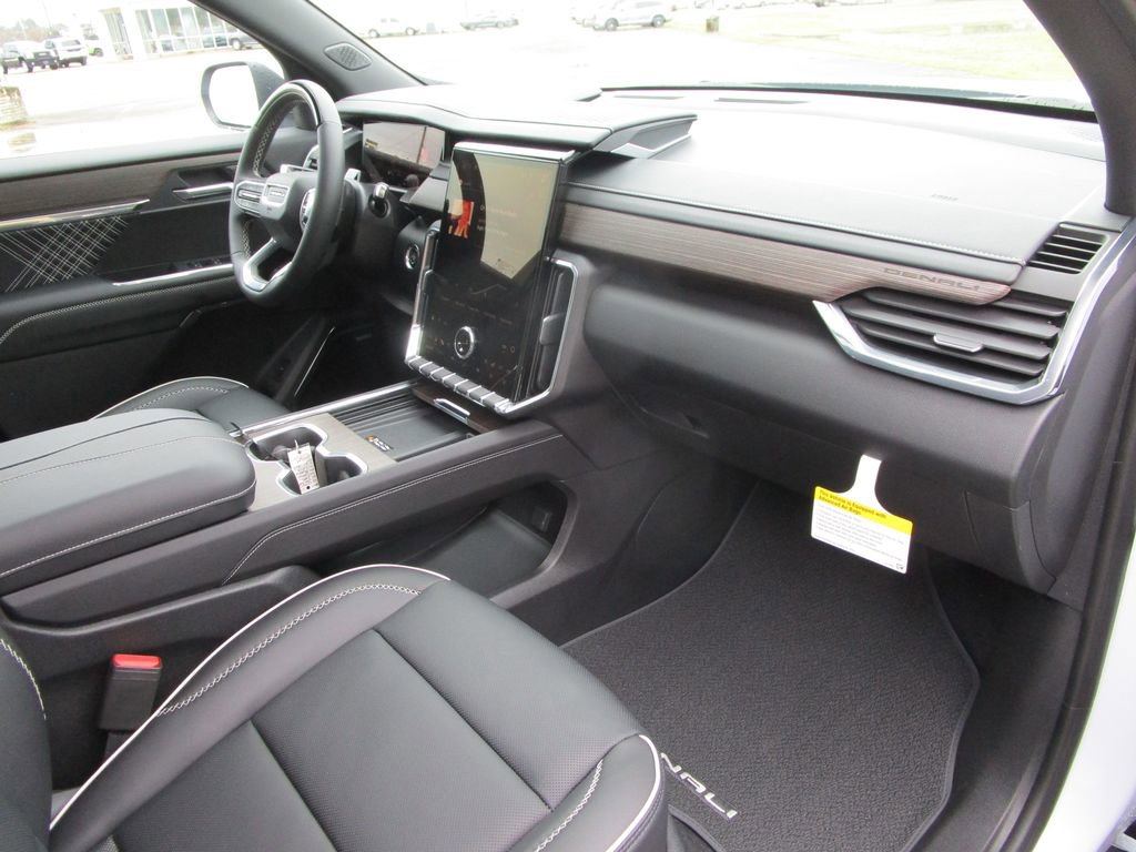 New 2026 GMC Acadia Denali w/ Super Cruise Package image 36