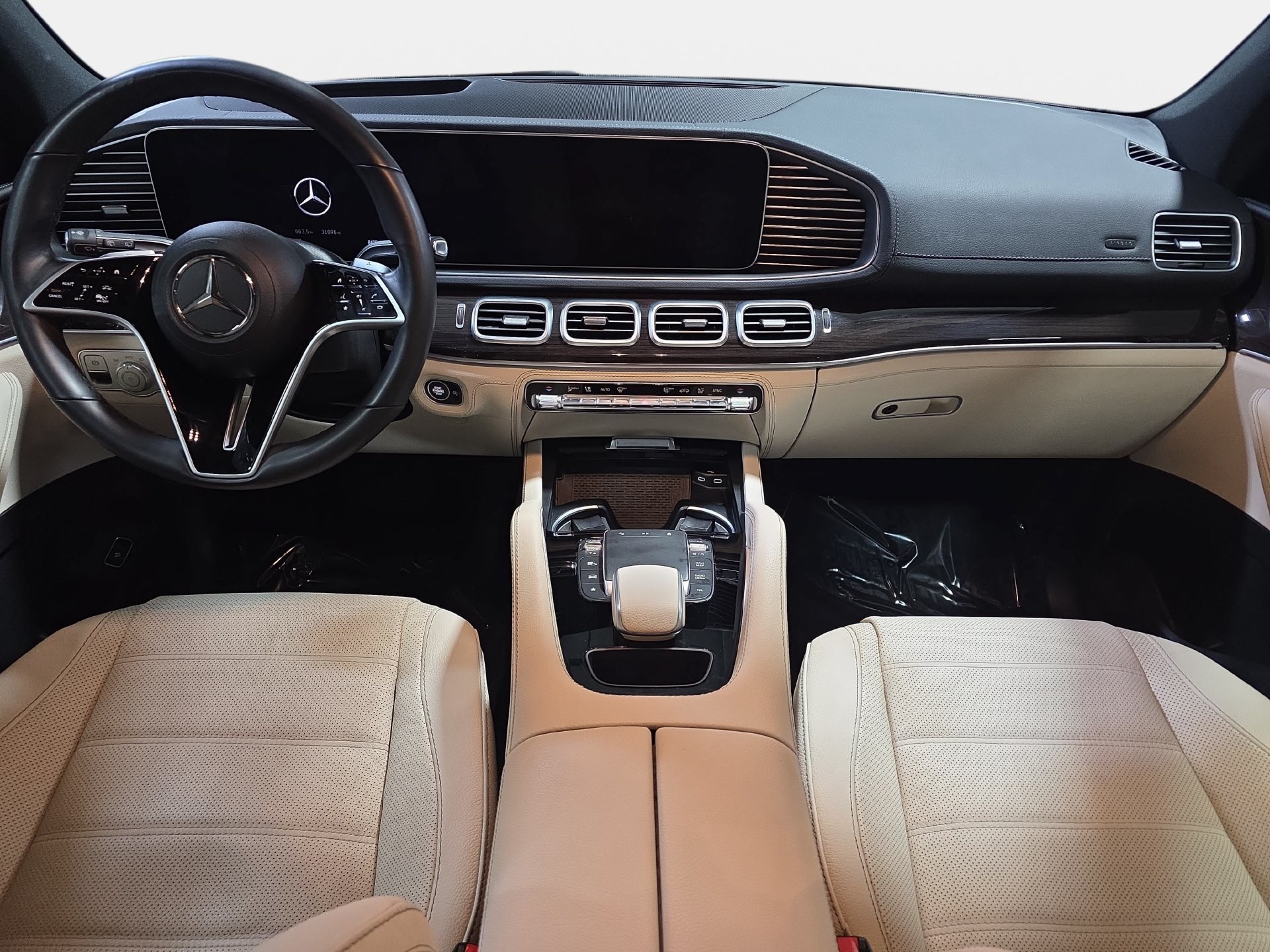 Used 2024 Mercedes-Benz GLE 450 4MATIC image 9