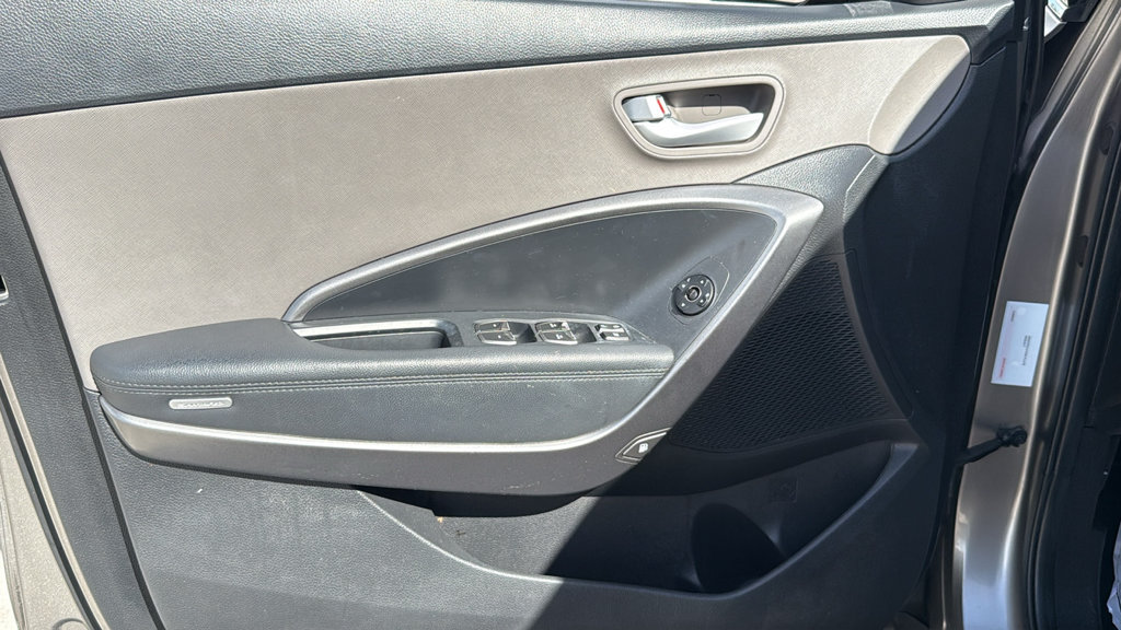 Used 2018 Hyundai Santa Fe Sport w/ 2.4L Value Package 02 AWD/4WD image 19