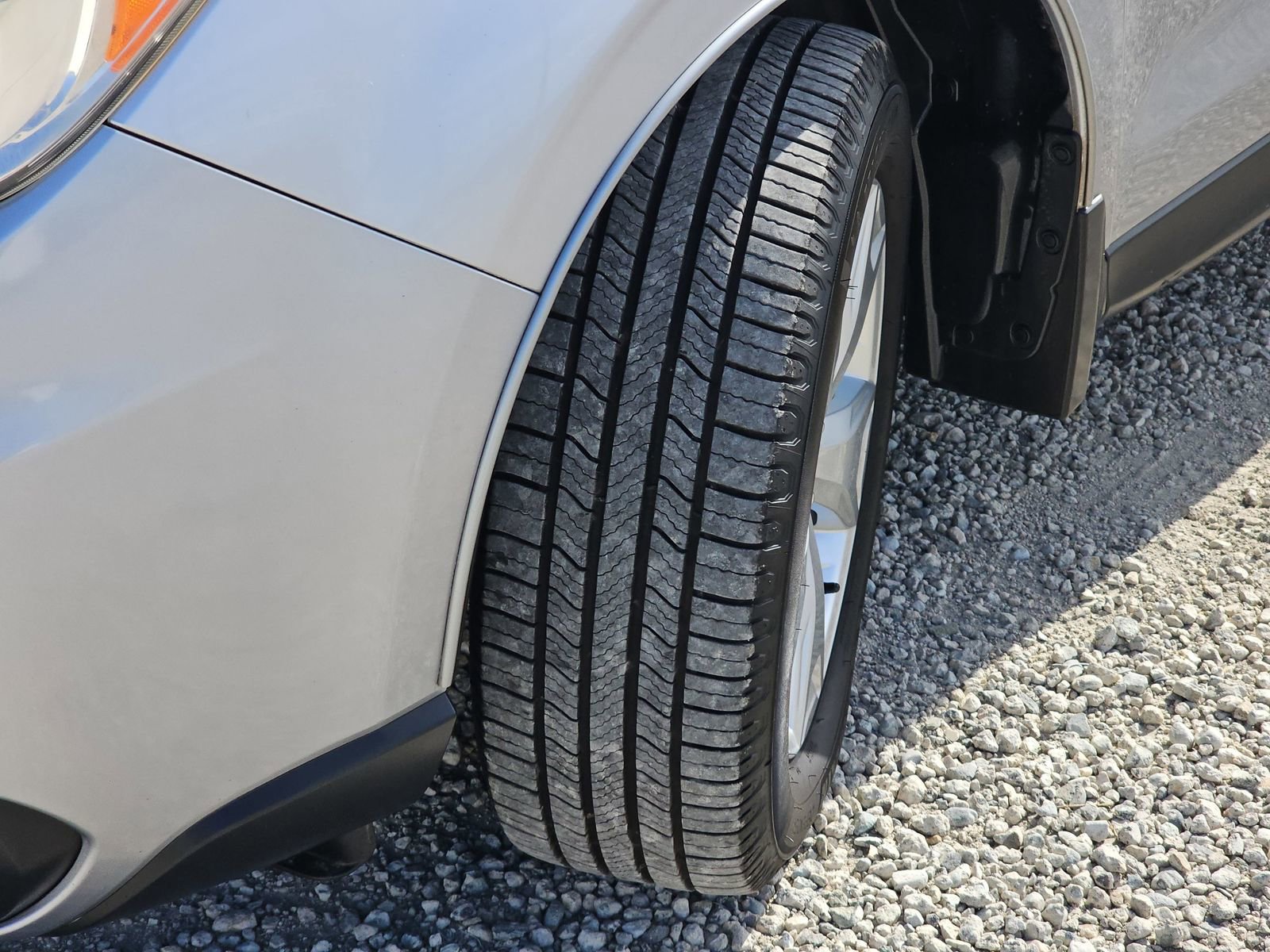 Used 2014 Subaru Forester 2.5i Premium w/ All-Weather Package image 32