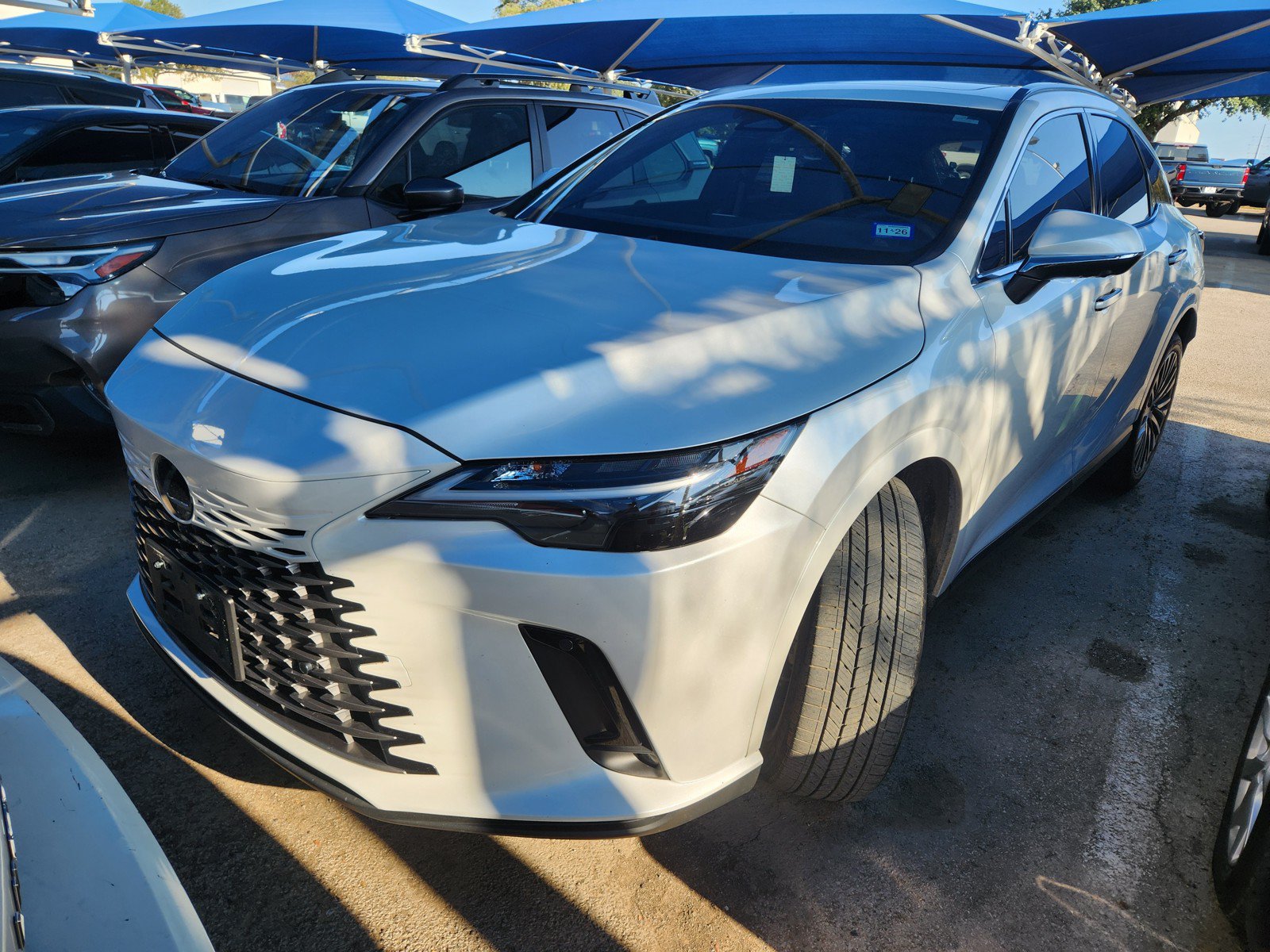 Used 2025 Lexus RX 350 Premium Plus FWD image 2