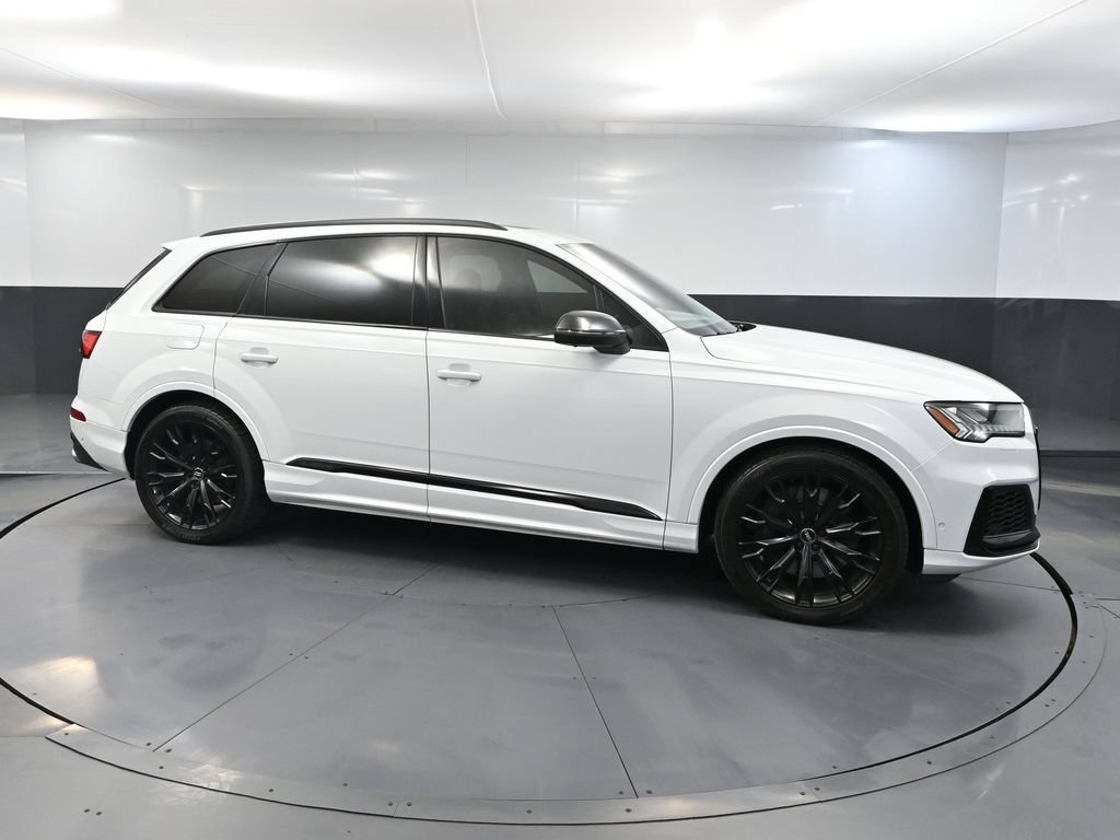 Used 2021 Audi SQ7 Premium Plus w/ Executive Package AWD/4WD image 3