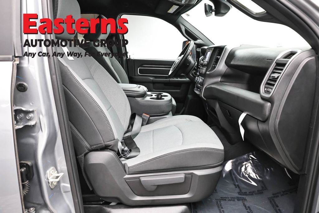 Used 2024 RAM 2500 Big Horn AWD/4WD image 26