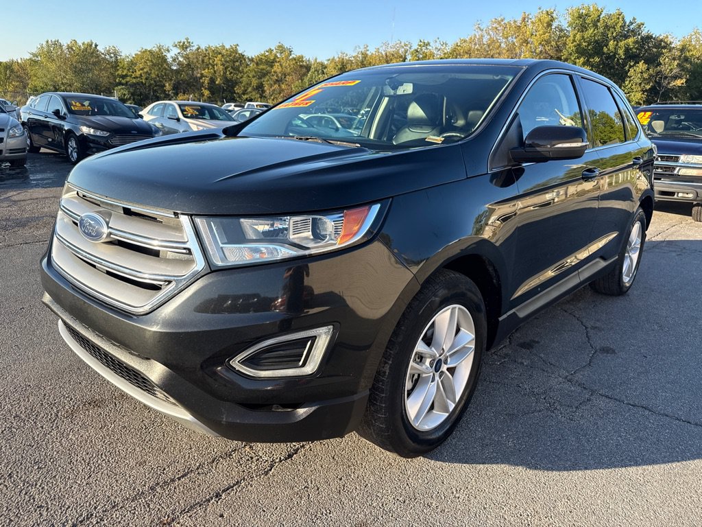 Used 2015 Ford Edge SEL w/ Equipment Group 201A FWD image 2