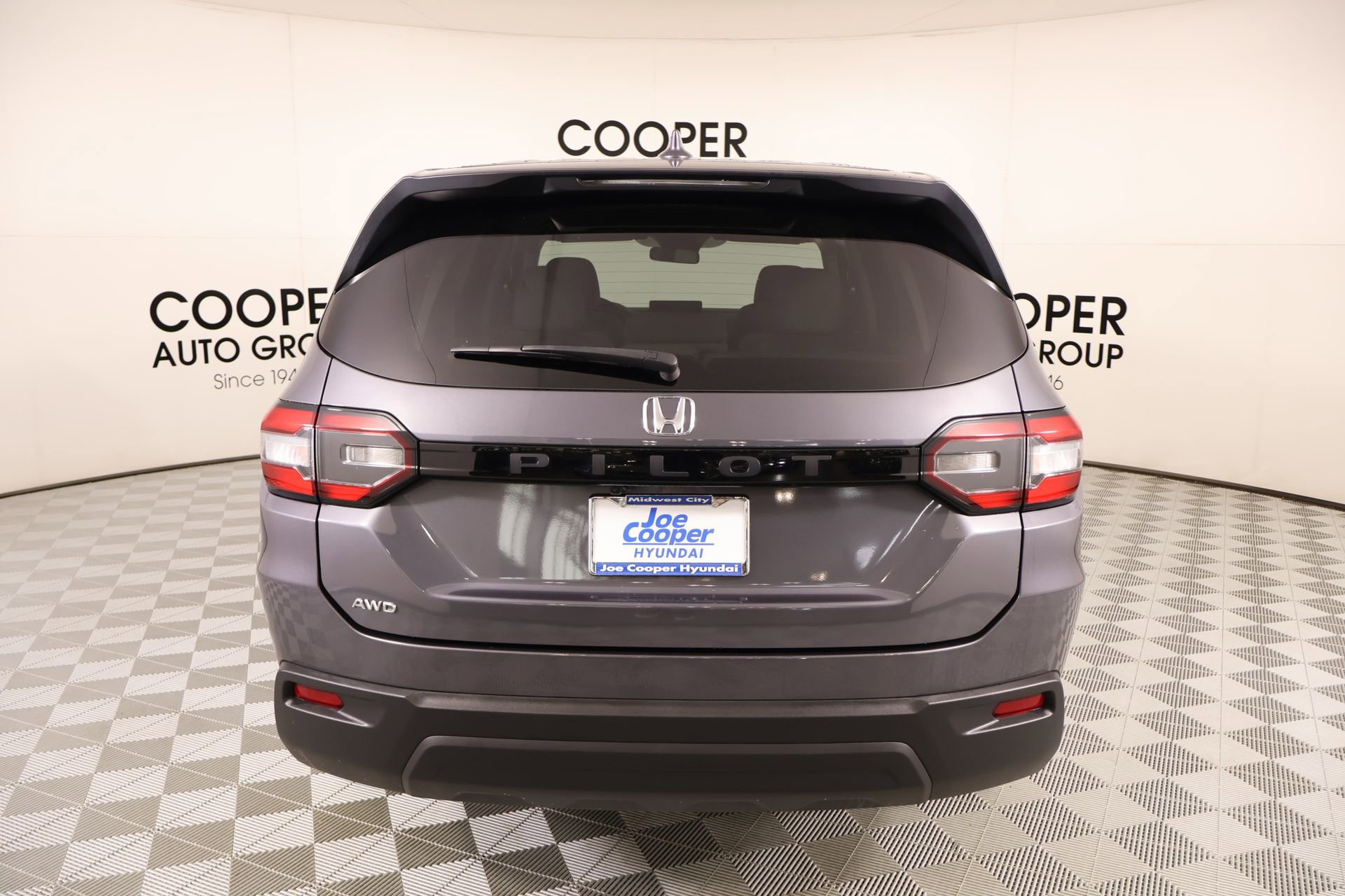 Used 2023 Honda Pilot LX image 21