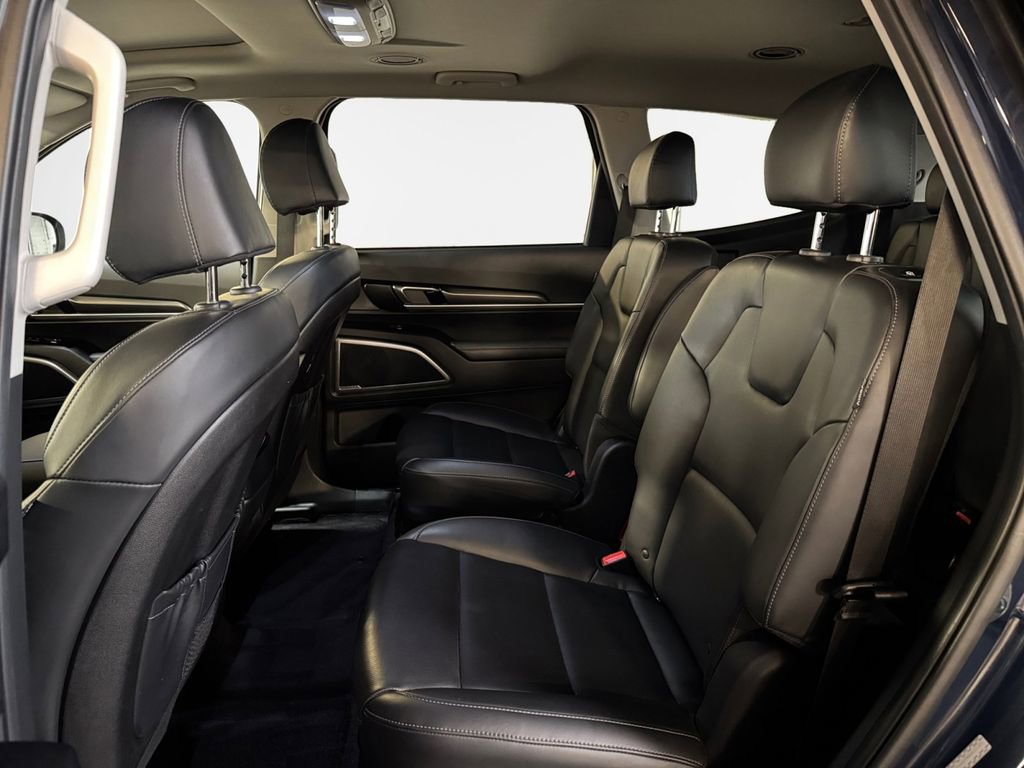 Certified 2024 Kia Telluride S w/ S Sunroof Package image 24