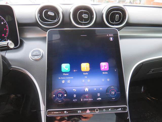 Used 2025 Mercedes-Benz C 300 4MATIC Sedan image 15