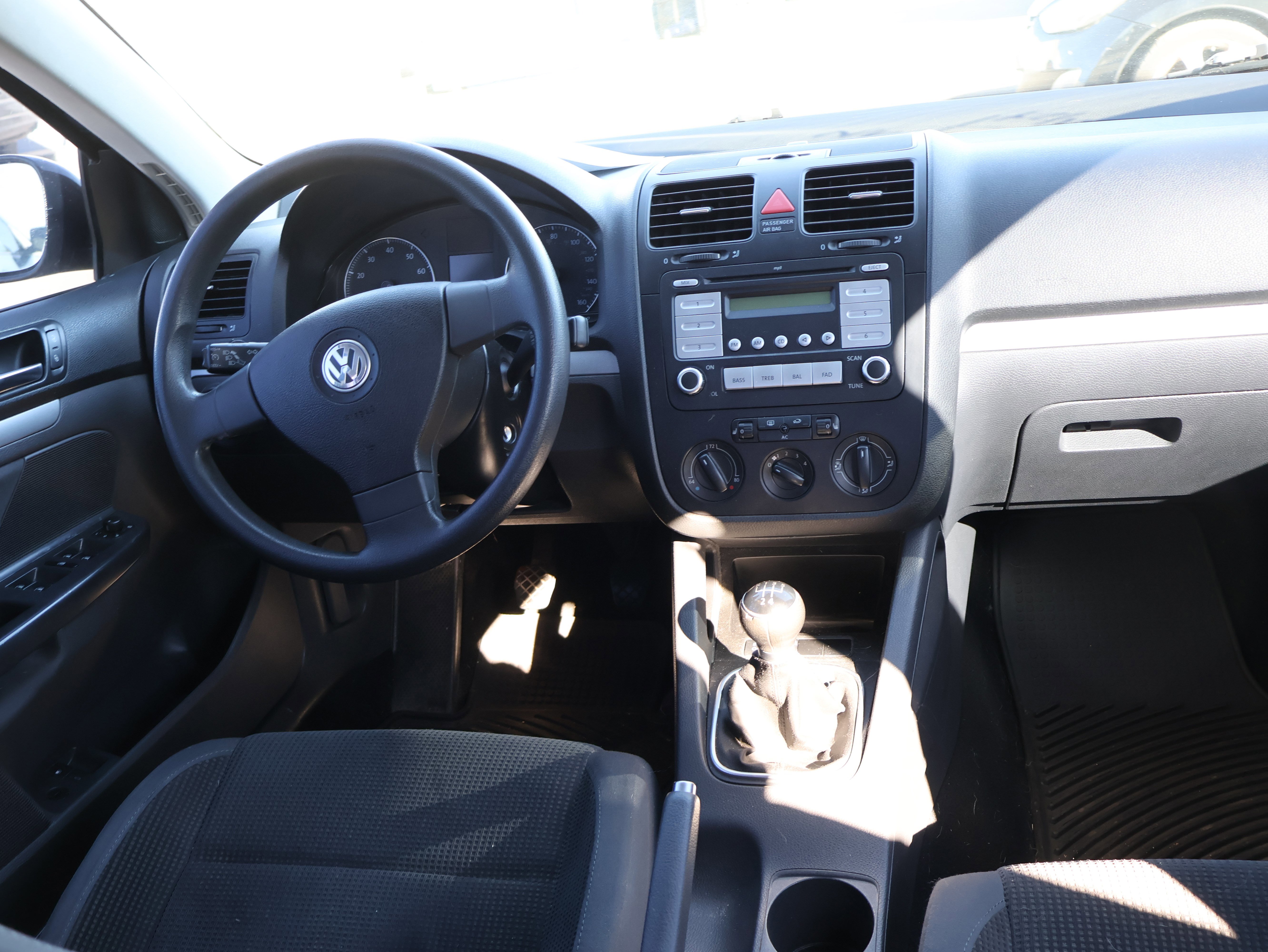 Used 2009 Volkswagen Jetta S image 15